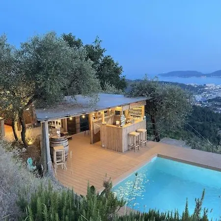 Idyllium Relais- Countryside With Panoramic Pool And Breathtaking Sea Views 펜션 라스페치아
