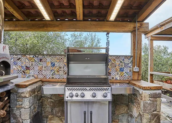 בית נופש Idyllium Relais - Private Retreat With Panoramic Pool & Sea Views