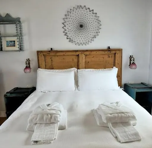 Idyllium Relais- Countryside With Panoramic Pool And Breathtaking Sea Views * La Spezia