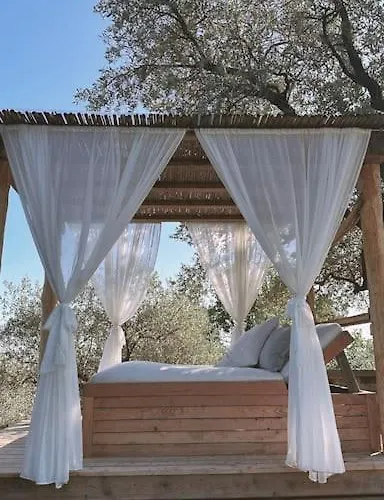 Idyllium Relais- Countryside With Panoramic Pool And Breathtaking Sea Views Hébergement de vacances La Spezia