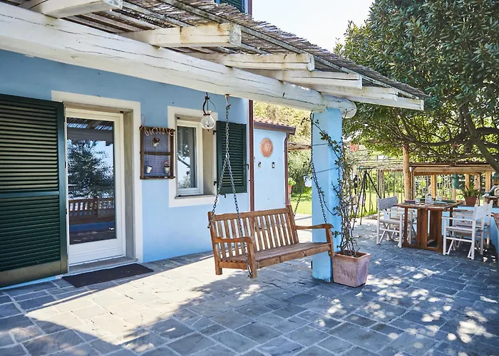 Idyllium Relais- Countryside With Panoramic Pool And Breathtaking Sea Views La Spezia