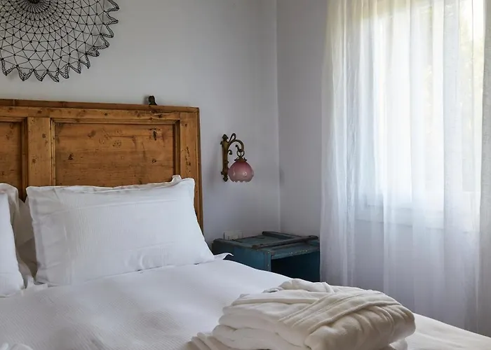 Idyllium Relais- Countryside With Panoramic Pool And Breathtaking Sea Views